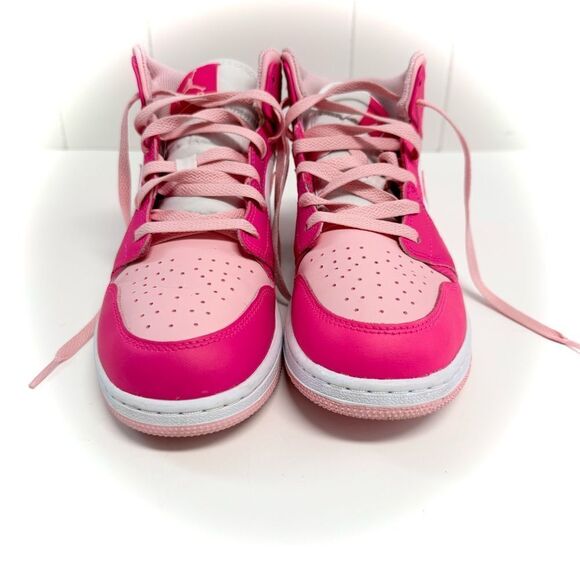 Nike Jordan 1 Mid GS White Soft Pink Size 6 Youth - Picture 3 of 10